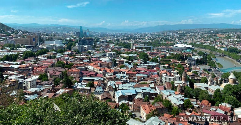 Вид на Тбилиси